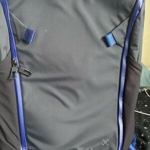 lululemon Men's More Miles Backpack 25.5L